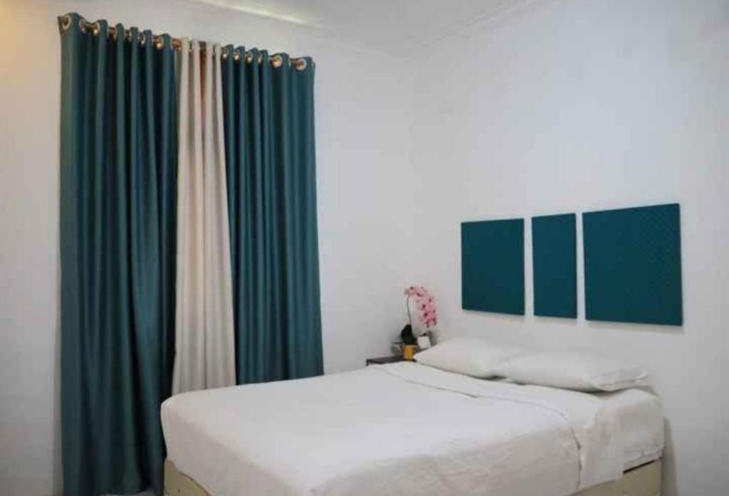 Oyo 91477 Fazira Home Stay Syariah Sibolga Esterno foto