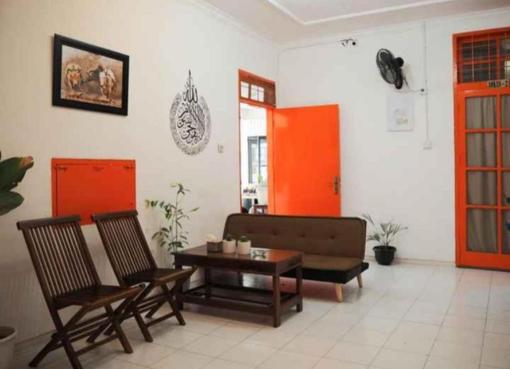 Oyo 91477 Fazira Home Stay Syariah Sibolga Esterno foto