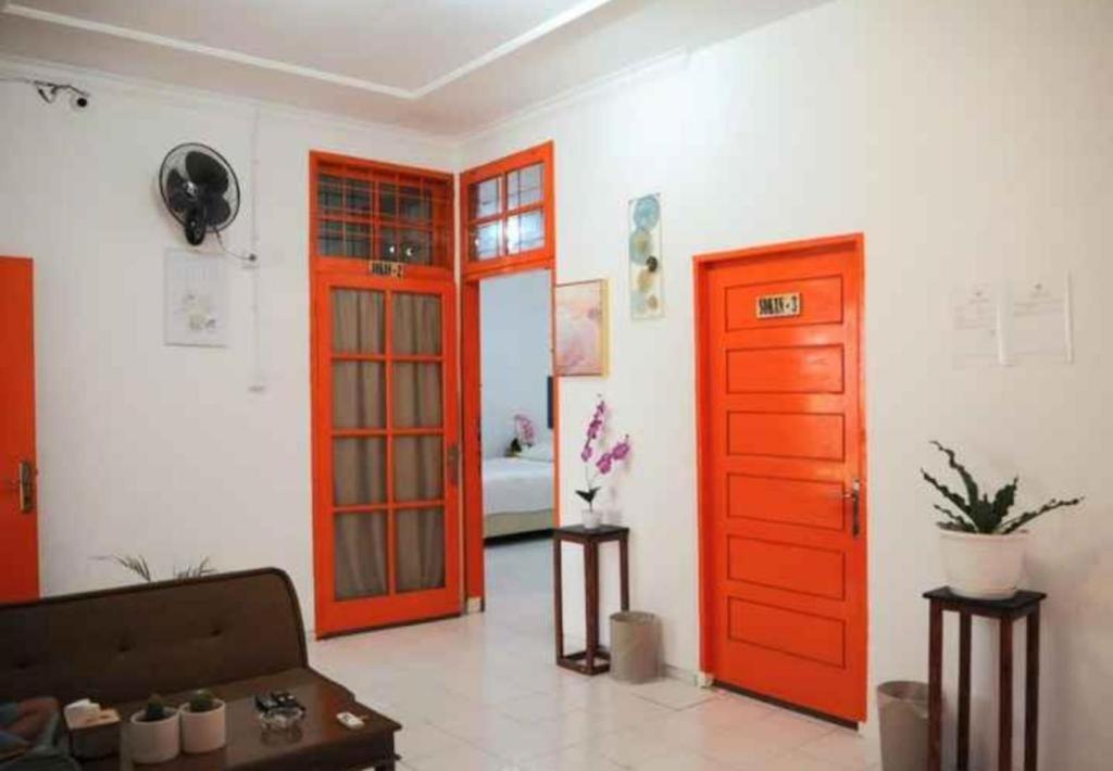 Oyo 91477 Fazira Home Stay Syariah Sibolga Esterno foto